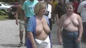 కమాండింగ్ స్టెప్మా తెలుగు సెక్స్ మూవీ కావాలి తన కూటర్ షేవింగ్లో సహాయం కోరుతోంది