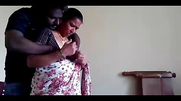 ఫేస్ డౌన్, యాస్ అప్, లేహ్ లీ తెలుగు సెక్స్ మూవీ కం ఇబ్బంది పడుతోంది